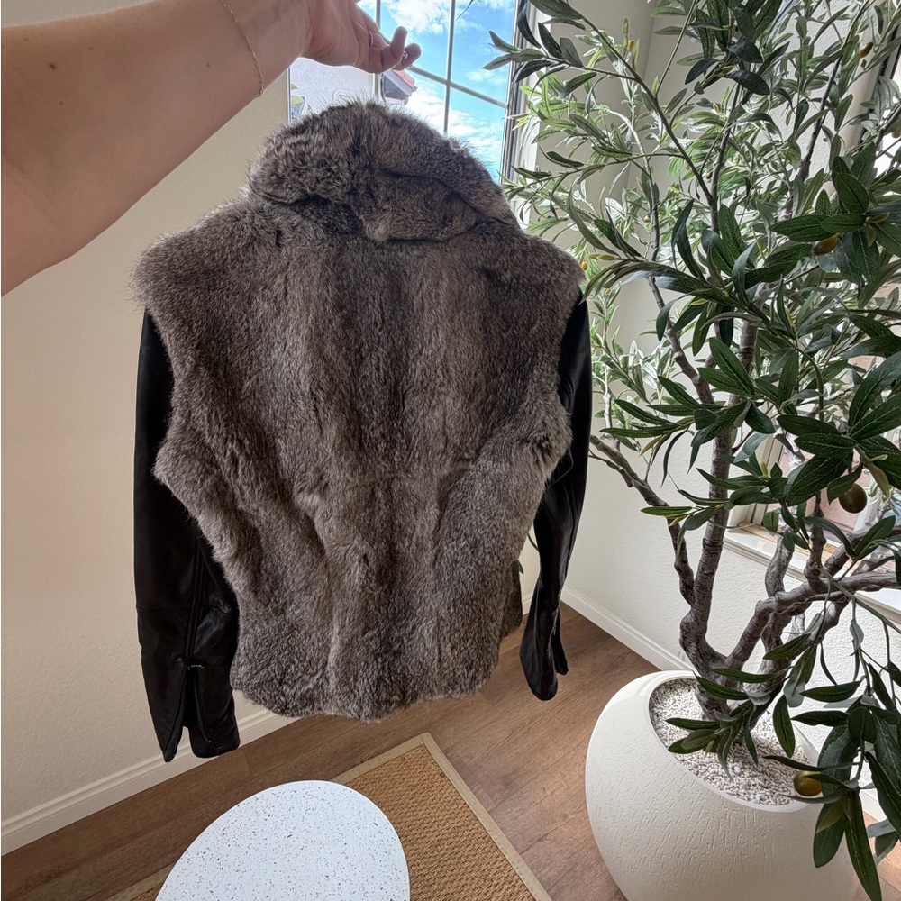 Women's real Fur Jacket - Picture 2 of 5